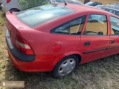 [eLicytacje] I licytacja - Opel Vectra 2.0 Benzyna z 1998 roku - Zdjęcie 3 - KRAKOWIACZEK.EU