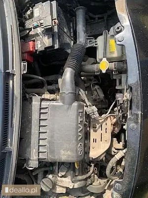 [eLicytacje] I licytacja - Trzydrzwiowa Toyota Yaris z 2006 roku 1.3 benzyna - Zdjęcie 2 - KRAKOWIACZEK.EU