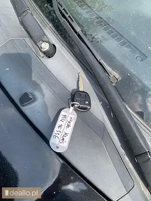 [eLicytacje] I licytacja - Trzydrzwiowa Toyota Yaris z 2006 roku 1.3 benzyna - Zdjęcie 7 - KRAKOWIACZEK.EU